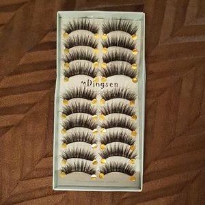 10 pr. False Eyelashes
